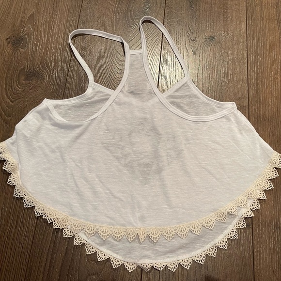 Hollister Crop Top - Picture 2 of 5